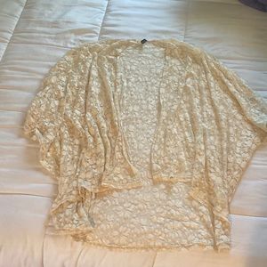 Lace kimono